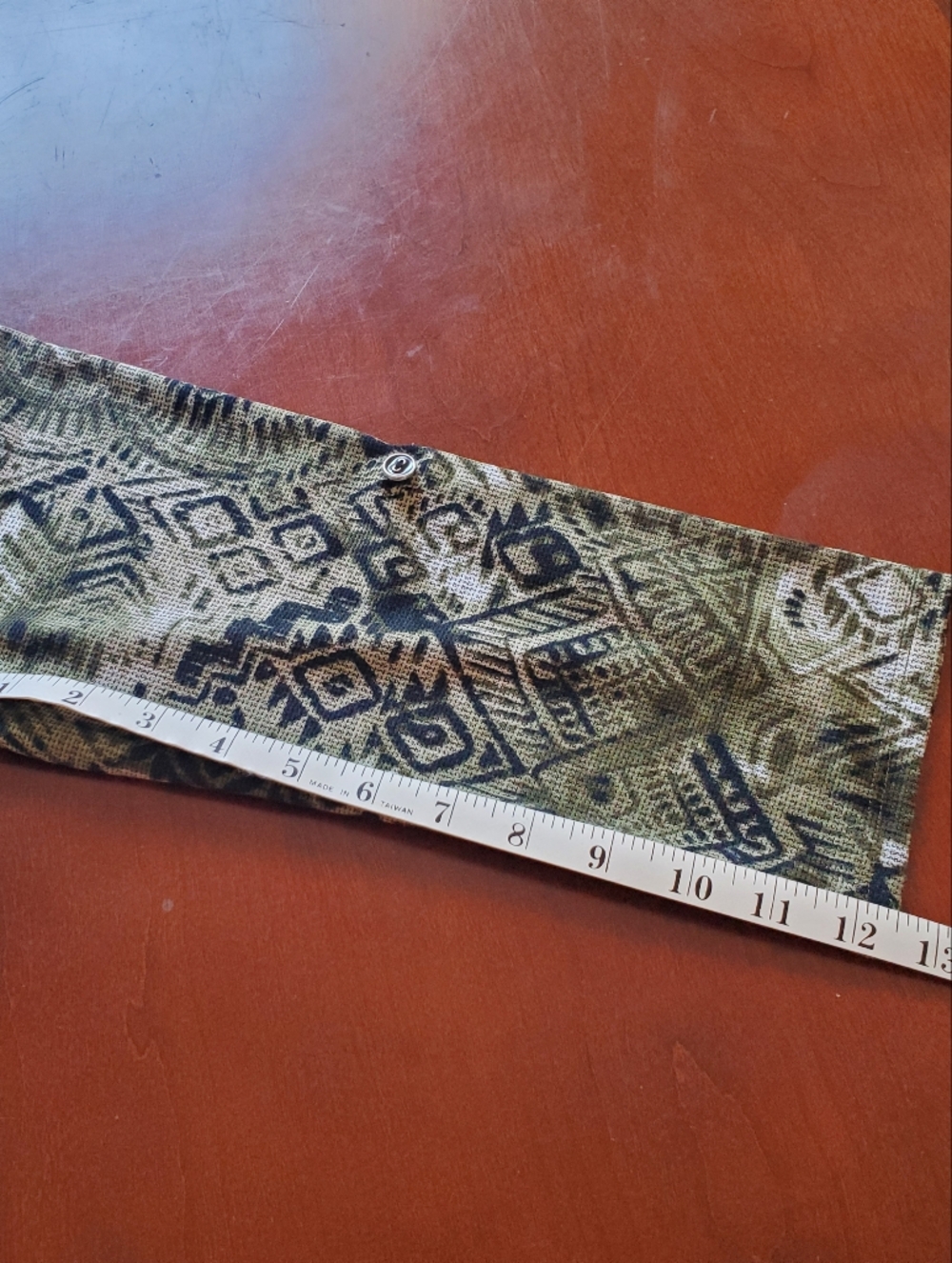 Stitch Collection Olive Print Roll-Tab Blouse Size M - Picture 6 of 7
